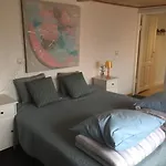 Apartment Ved Kongeaen